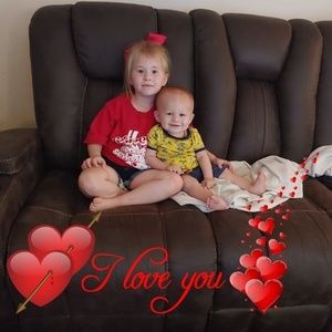 Meet your Posher, Christina